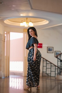 Honey Rose feet photo thumbnail