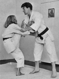 Honor Blackman feet photo 1