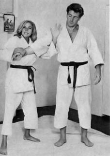 Honor Blackman feet photo 19