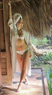 Honorata Witanska feet photo 5