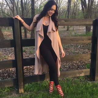 Hope Beel feet photo 17
