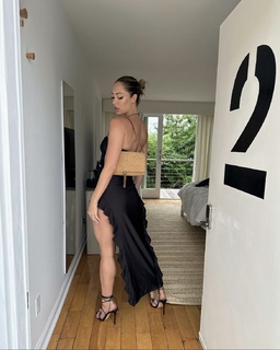 Hope Beel feet photo 15