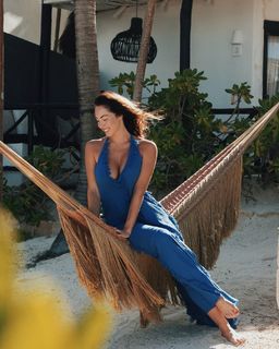 Hope Beel feet photo 4