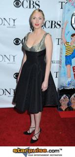 Hope Davis feet photo thumbnail