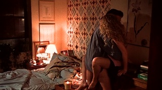 Hope Davis feet photo thumbnail