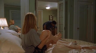 Hope Davis feet photo thumbnail