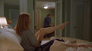 Hope Davis feet photo thumbnail
