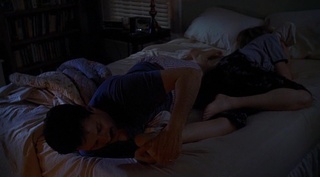 Hope Davis feet photo thumbnail
