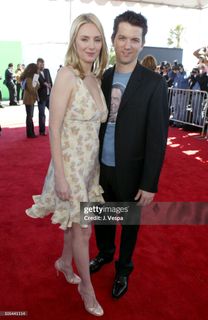 Hope Davis feet photo thumbnail