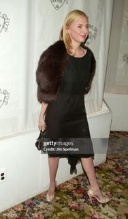 Hope Davis feet photo thumbnail