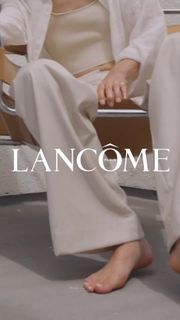 Hoyeon feet photo thumbnail