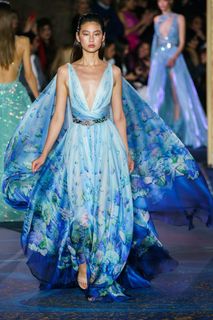 Hoyeon feet photo thumbnail