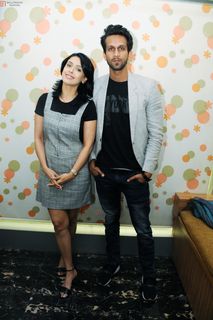 Hrishitaa Bhatt feet photo 5