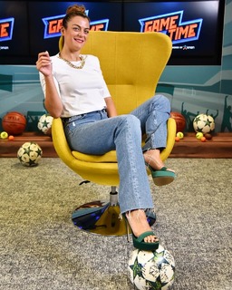 Hristina Vrahali feet photo 9