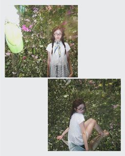 Huh Yun-jin feet photo thumbnail