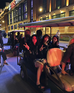 Huh Yun-jin feet photo thumbnail