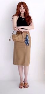 Huh Yun-jin feet photo thumbnail