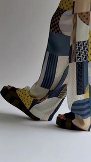 Huh Yun-jin feet photo thumbnail