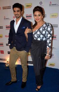 Huma Qureshi feet photo thumbnail