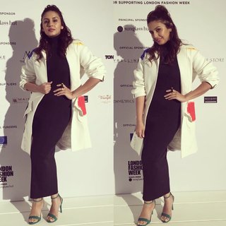 Huma Qureshi feet photo thumbnail