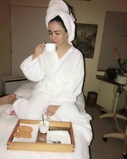 Humaima Malick feet photo 8