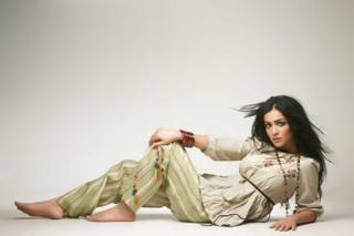 Humaima Malick feet photo 1