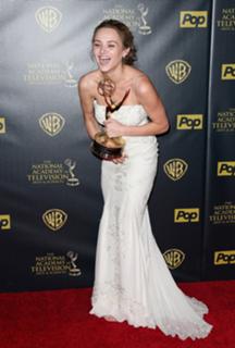 Hunter King feet photo thumbnail