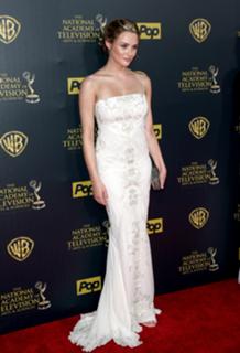 Hunter King feet photo thumbnail