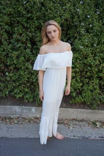 Hunter King feet photo thumbnail
