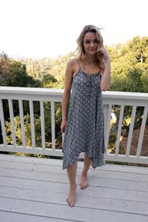 Hunter King feet photo thumbnail