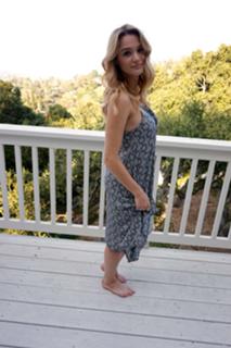 Hunter King feet photo thumbnail
