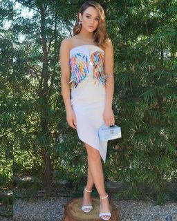 Hunter King feet photo thumbnail