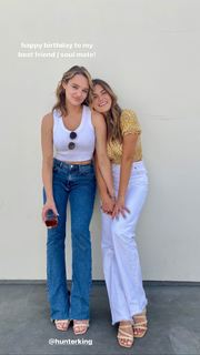 Hunter King feet photo thumbnail