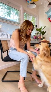 Hunter King feet photo thumbnail