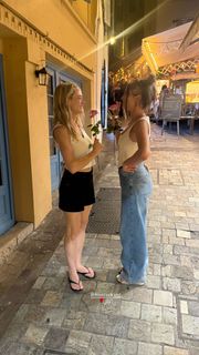 Hunter King feet photo 9