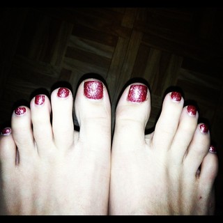 Hunter McGrady feet photo 12