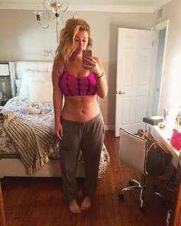 Hunter McGrady feet photo 1