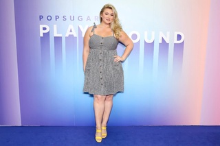 Hunter McGrady feet photo 4