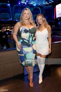 Hunter McGrady feet photo 14