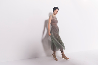 Hunter Schafer feet photo thumbnail