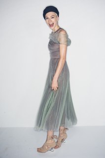 Hunter Schafer feet photo thumbnail