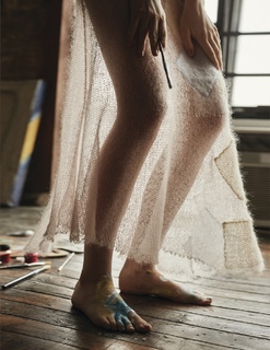 Hunter Schafer feet photo thumbnail