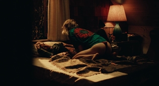 Hunter Schafer feet photo thumbnail