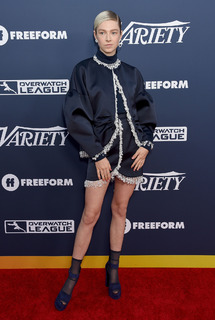 Hunter Schafer feet photo thumbnail