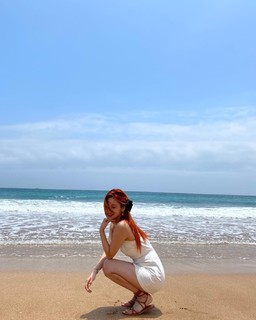 Hwang Yeji feet photo thumbnail