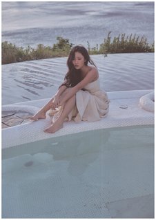 Hwasa feet photo 18