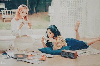 Hwasa feet photo 16