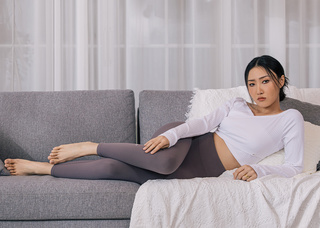 Hwasa feet photo 10
