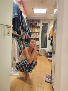 Hwasa feet photo 8