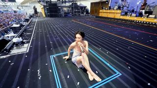Hwasa feet photo 2